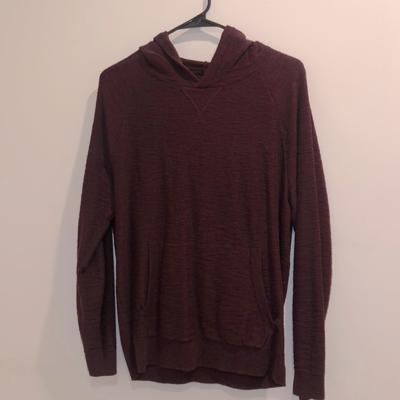 Riverside pullover hoodie. Medium. Color: burgundy - Picture 1 of 3
